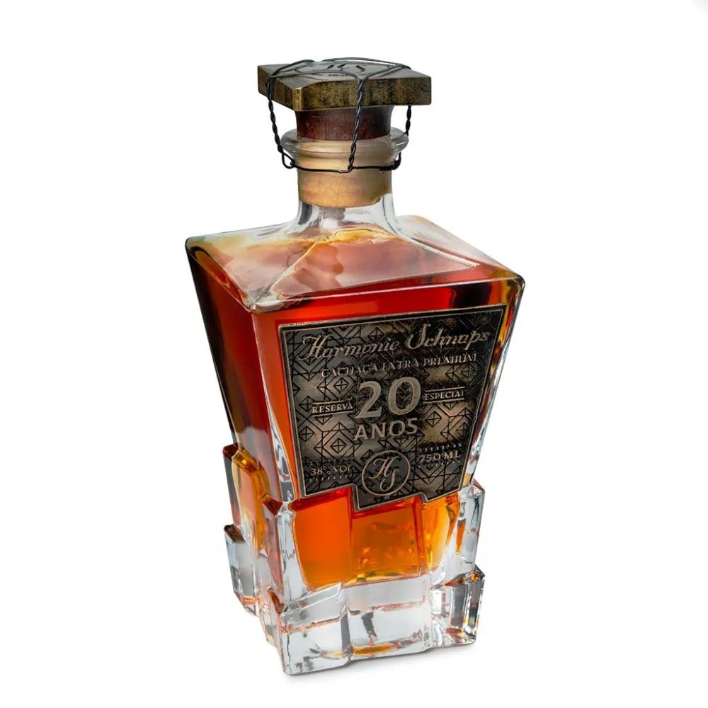 Cachaça 20 Anos Reserva Especial Harmonie Schnaps 750ml